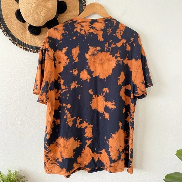 ✨ AC/DC Highway to Hell Black Bleach Dye Graphic Tee ✨ - Picture 4 of 8